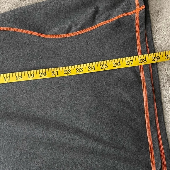 Under Armour Mens Coldgear Mock Long Sleeve 1/4 Zip Pull Over for Cold Weather - Picture 9 of 11